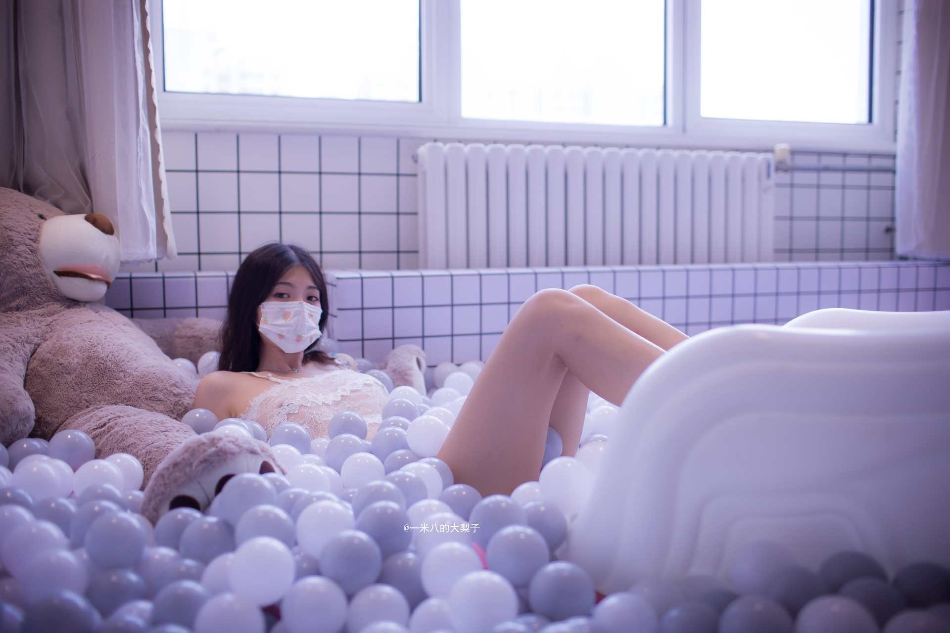 NO.012一米八的大梨子海洋球【32P】-可宝主